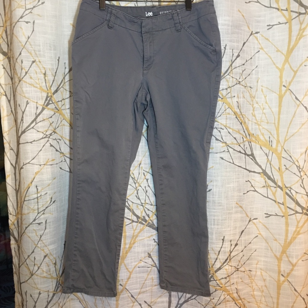 Lee Chinos gray